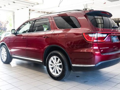Used 2023 Dodge Durango SXT AWD/4WD image 4