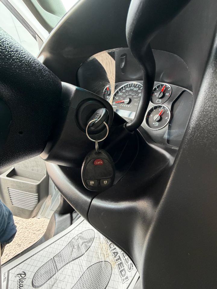 Used 2019 Chevrolet Express 3500 w/ Power Convenience Package RWD image 15