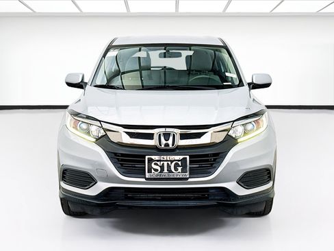 Used 2019 Honda HR-V LX image 2
