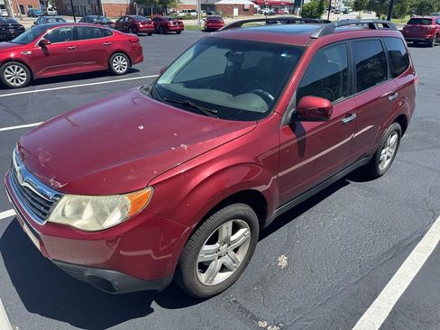 Used 2010 Subaru Forester 2.5X Limited AWD/4WD image 7