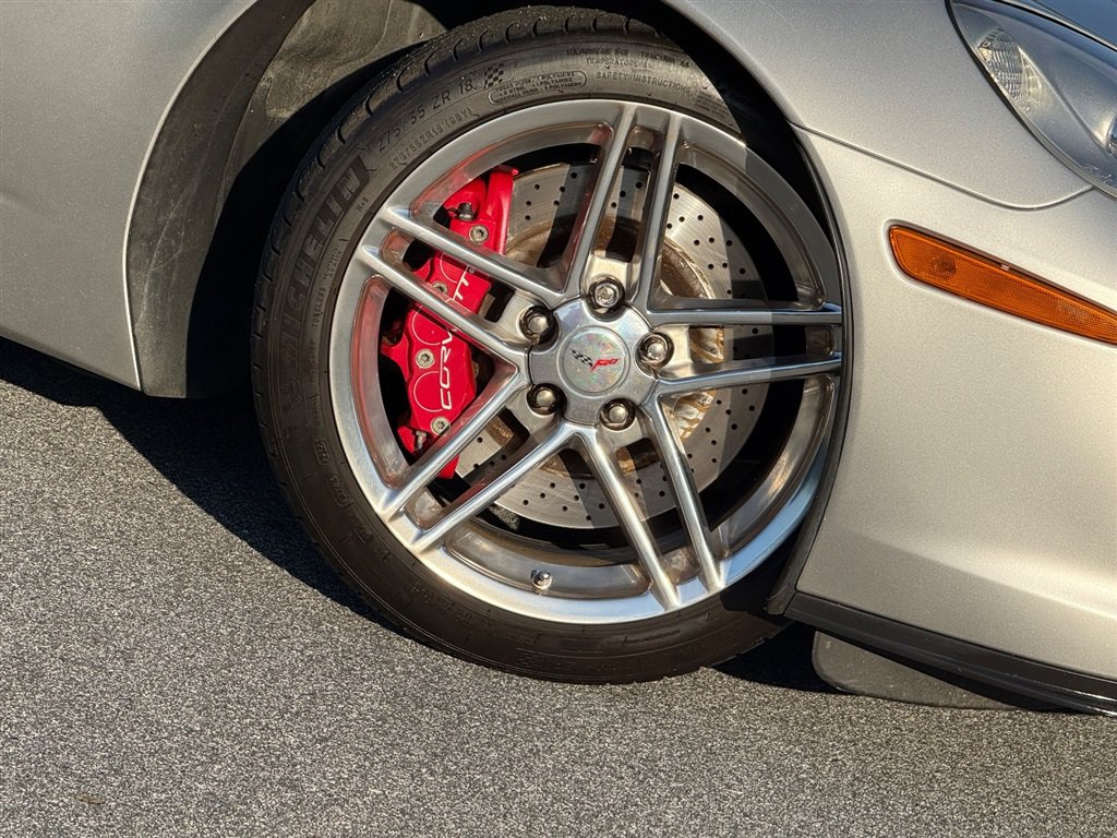 Used 2006 Chevrolet Corvette Z06 w/ Preferred Equipment Group RWD image 21