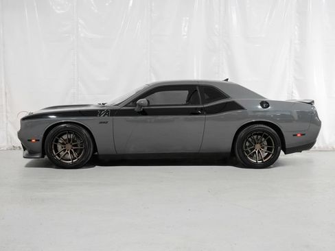 Used 2018 Dodge Challenger T/A RWD image 2