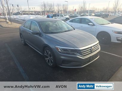 Used 2021 Volkswagen Passat 2.0T SE