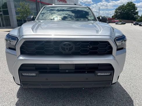 Used 2025 Toyota 4Runner TRD Off-Road Premium w/ Tow Technology Package AWD/4WD image 8