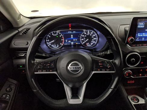 Used 2022 Nissan Sentra SV FWD image 10