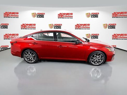 Certified 2023 Nissan Altima 2.0 SR FWD image 19