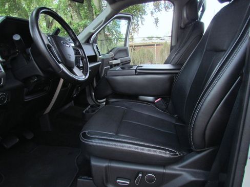 Used 2018 Ford F150 Lariat RWD image 17