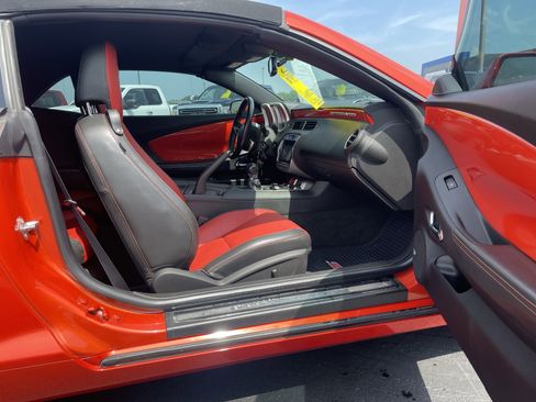 Used 2011 Chevrolet Camaro SS w/ RS Package image 32