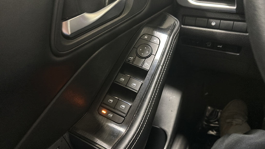 Certified 2024 Nissan Rogue SV AWD/4WD image 22
