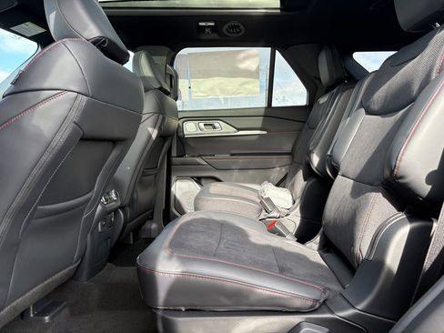 New 2026 Ford Explorer ST w/ Sun And Sound Package image 38