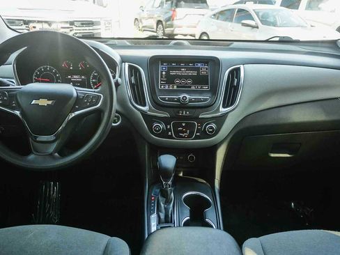 Used 2024 Chevrolet Equinox LS FWD image 8