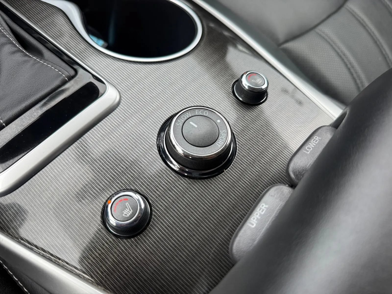 Used 2018 INFINITI QX60 Luxe w/ Premium Plus Package AWD/4WD image 33