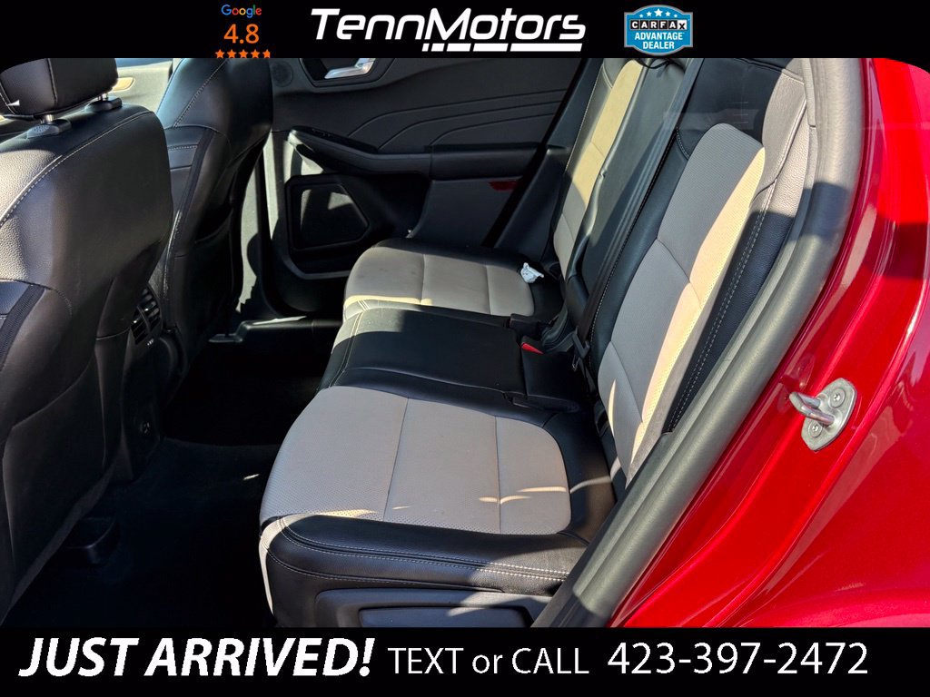Used 2022 Ford Escape Titanium w/ Titanium Elite Package AWD/4WD image 12