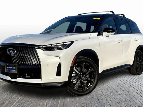 Certified 2026 INFINITI QX60 Autograph w/ Dark Cargo Package image 3