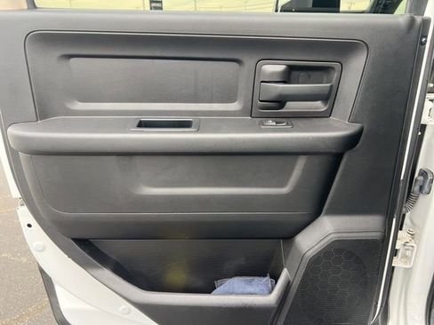 Used 2017 RAM 2500 Tradesman image 32