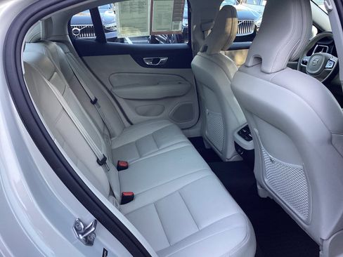 Used 2020 Volvo S60 T5 Inscription w/ Protection Package Premier image 33