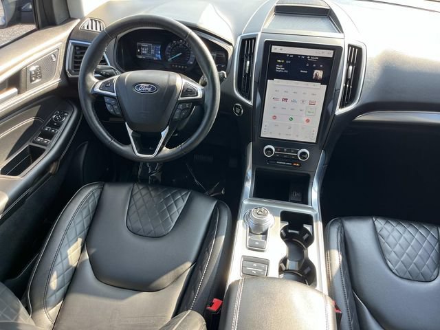 Used 2023 Ford Edge Titanium AWD/4WD image 15