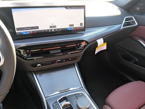 New 2026 BMW 330i xDrive Sedan w/ M Sport Package image 22