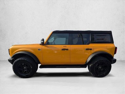 Used 2022 Ford Bronco Wildtrak image 9