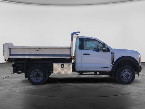New 2024 Ford F550 4x4 Regular Cab Super Duty image 2