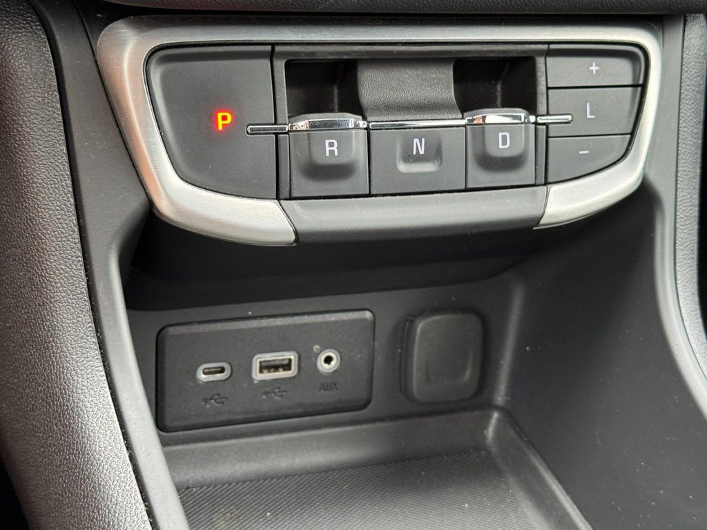 Used 2024 GMC Terrain SLE AWD/4WD image 22