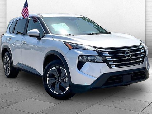 Used 2025 Nissan Rogue SV FWD image 1