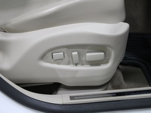 Used 2012 Cadillac SRX Performance FWD image 28