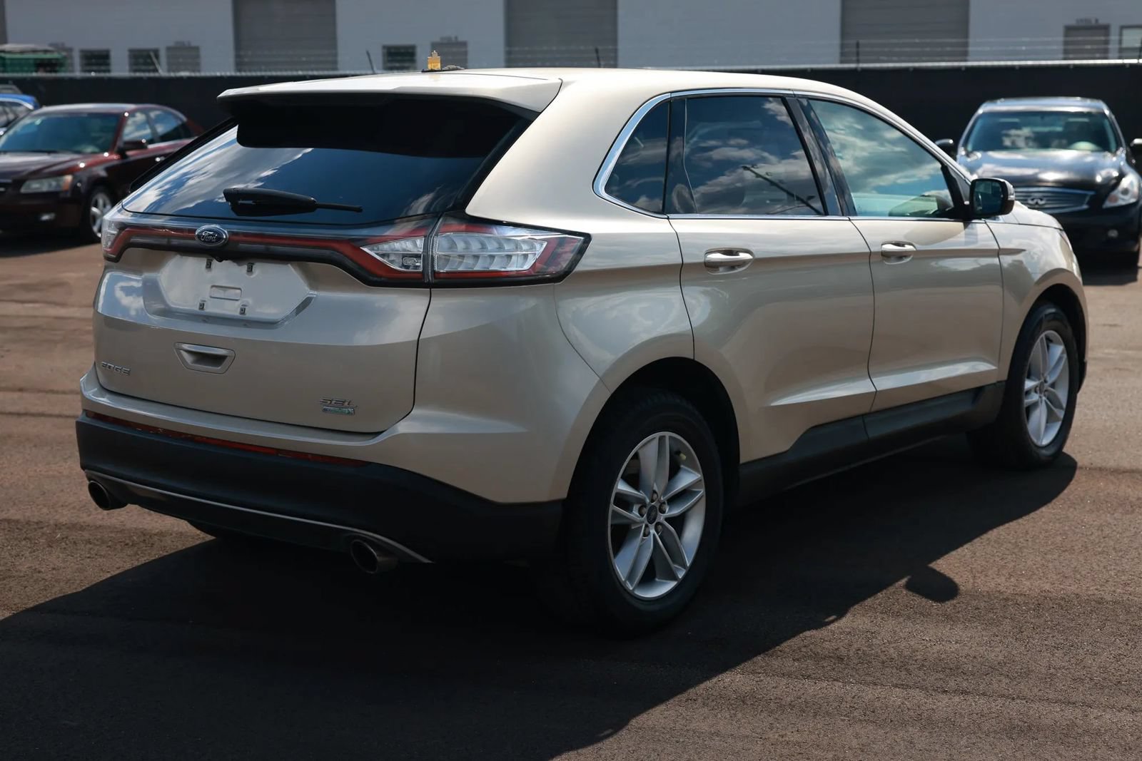 Used 2018 Ford Edge SEL w/ Equipment Group 201A FWD image 6