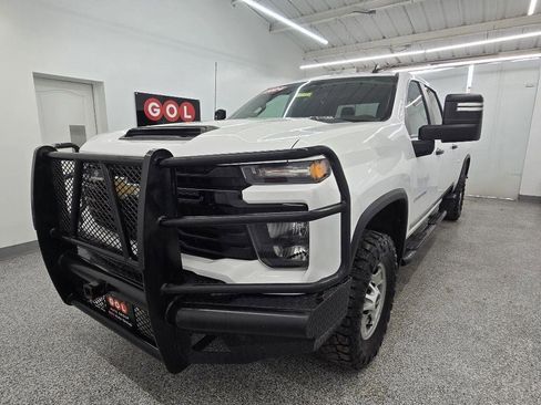 Used 2024 Chevrolet Silverado 2500 W/T w/ WT Convenience Package AWD/4WD image 7