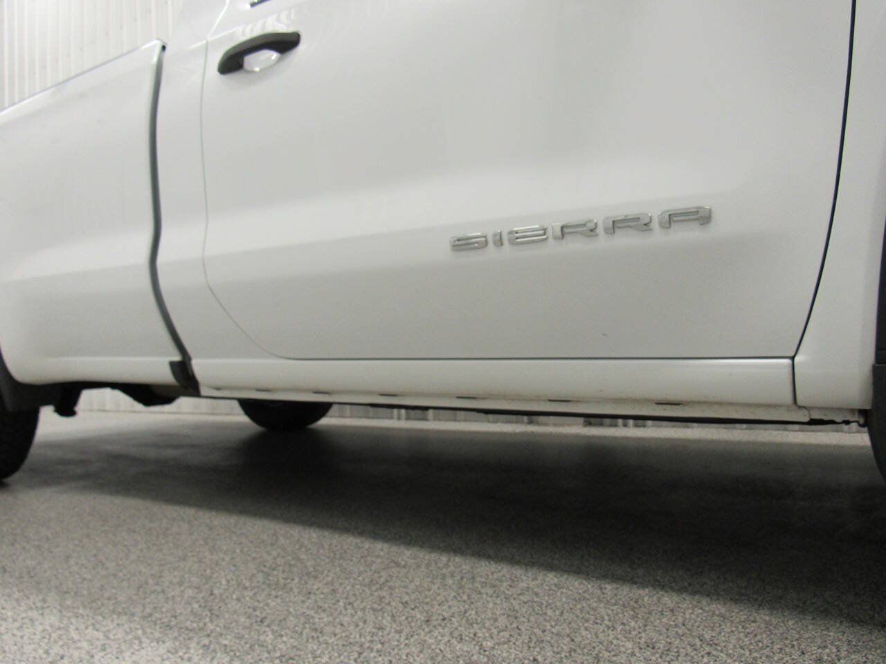 Used 2024 GMC Sierra 1500 Pro w/ Pro Value Package AWD/4WD image 21