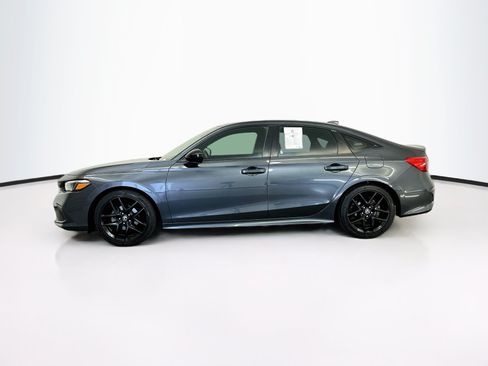 Used 2023 Honda Civic Sport image 4