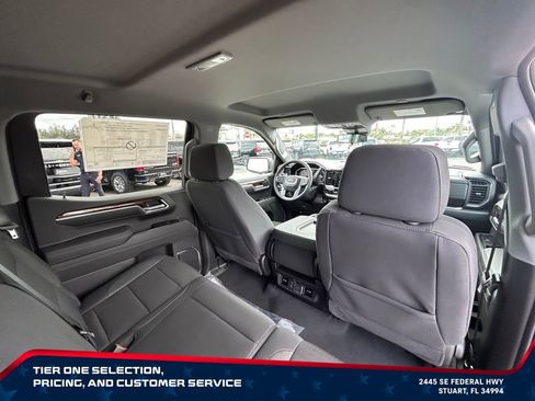 New 2026 GMC Sierra 1500 SLE w/ Preferred Package AWD/4WD image 19