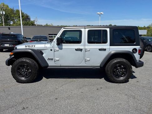 Used 2024 Jeep Wrangler Unlimited Sport AWD/4WD image 23