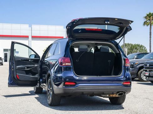 Used 2019 Kia Sorento S FWD image 26