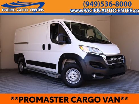 Used 2025 RAM ProMaster 2500 w/ U-Haul Equipment Group FWD image 1