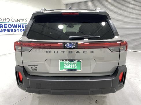 Used 2026 Subaru Outback Touring XT AWD/4WD image 7