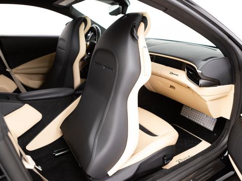 Certified 2021 Ferrari Roma image 53