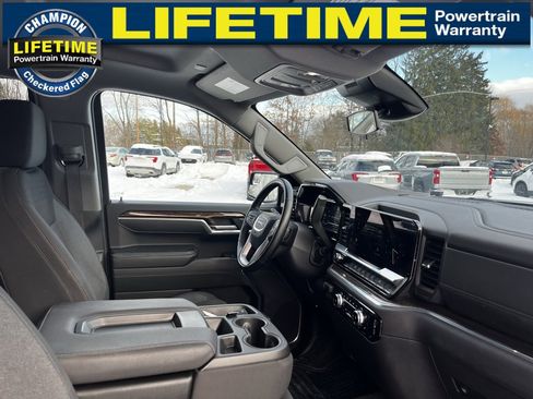 Used 2025 GMC Sierra 1500 Elevation image 34