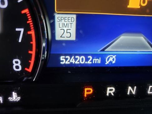 Used 2020 Ford Explorer XLT w/ Equipment Group 202A image 21