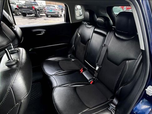 Used 2021 Jeep Compass Latitude w/ Convenience Group AWD/4WD image 14