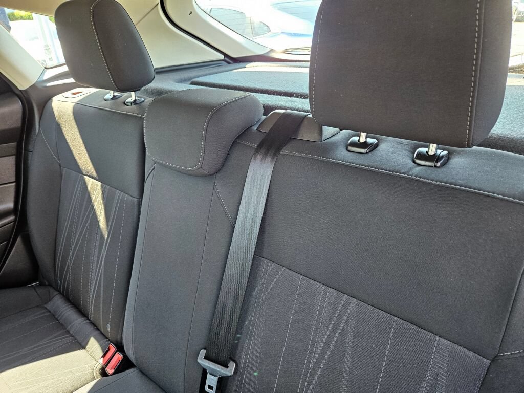 Used 2017 Ford Focus SE FWD image 13
