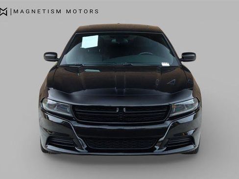 Used 2022 Dodge Charger SXT w/ Leather Interior Group RWD image 5