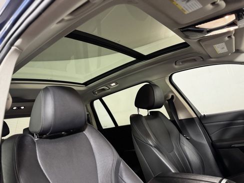 Used 2019 BMW X7 xDrive40i w/ Cold Weather Package image 10