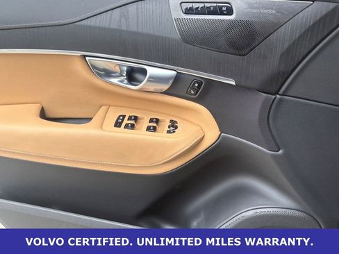 Certified 2023 Volvo XC90 B6 Ultimate w/ Protection Package Premier image 27