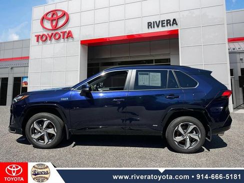 Used 2024 Toyota RAV4 SE w/ Weather & Moonroof Package AWD/4WD image 2