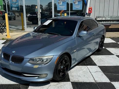 Used 2013 BMW 335i Convertible w/ Premium Pkg image 3