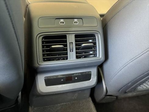 Certified 2025 Audi Q5 Premium Plus w/ Premium Plus AWD/4WD image 16