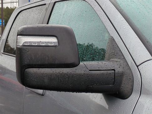 Used 2024 RAM 2500 Big Horn w/ Sport Appearance Package image 12