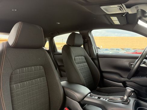 Used 2024 Honda HR-V Sport image 37