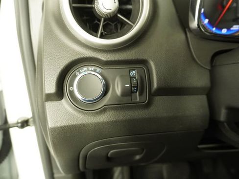 Used 2015 Chevrolet Trax LT w/ LT Plus Package FWD image 26